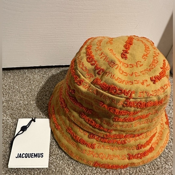 NEW Jacquemus Beaded and Embroidered Logo Bucket Hat - Picture 2 of 5